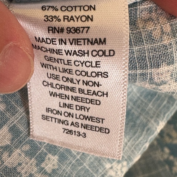 Ana Blue & White Floral V Neck Boho Beachy Feminine Pretty Blouse Top Sz S - Picture 10 of 10